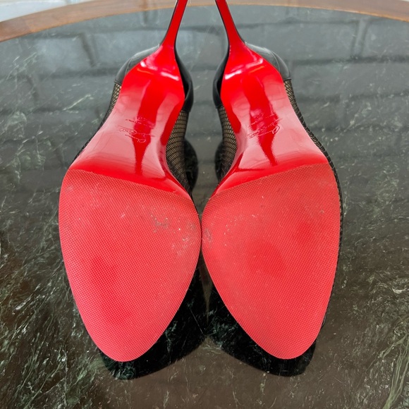 Christian Louboutin Fishnet PeepToe Platform Pumps with patent & kid leather - Picture 9 of 13